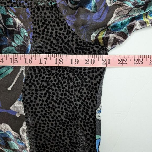 Hale Bob Velvet Burnout Top Black Blue Small - Picture 8 of 13